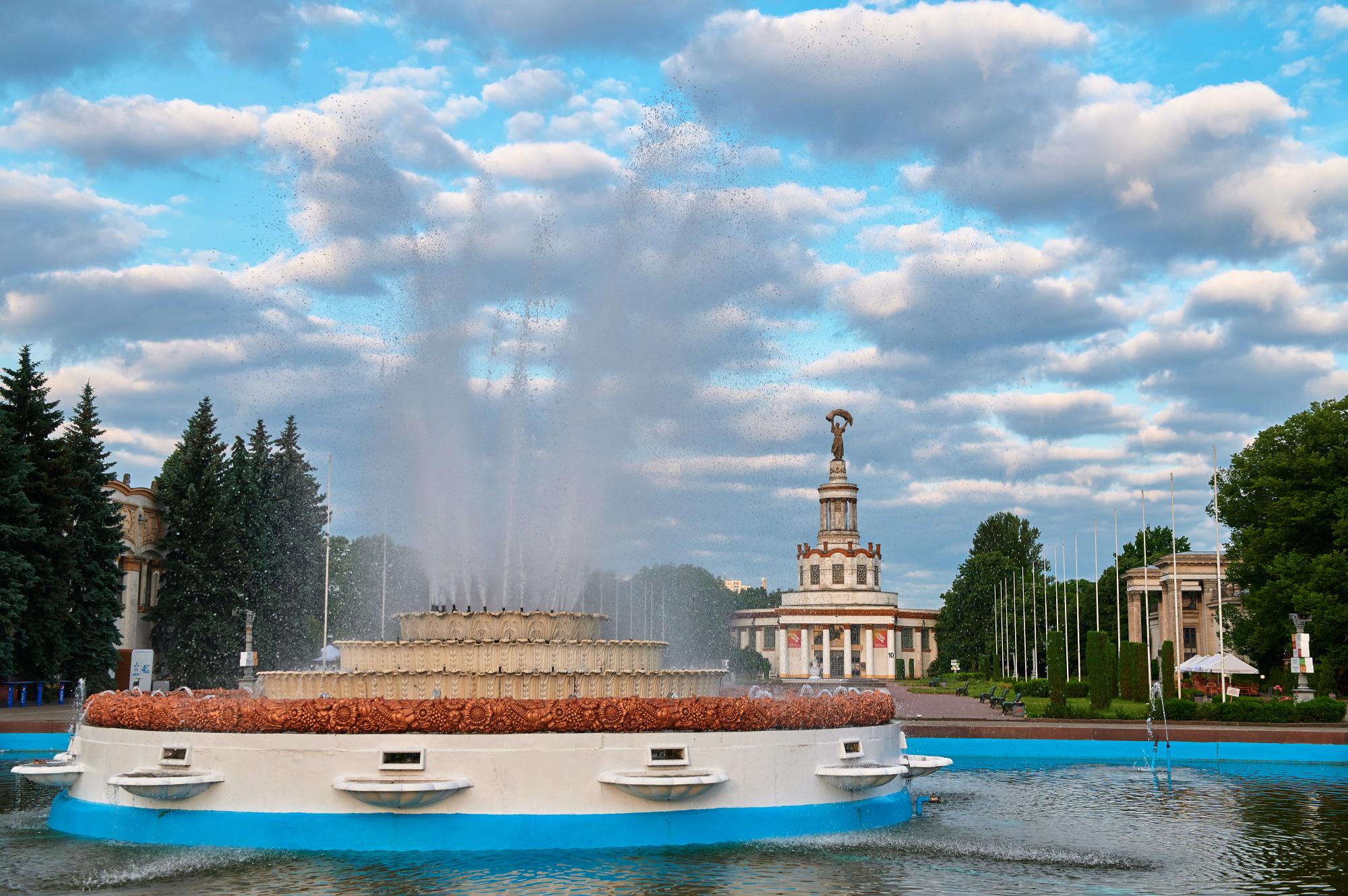 Дайджест новостей от ВДНГ: Atlas Weekend, рекордная посещаемость локации,  арт-переход и новая навигация по территории